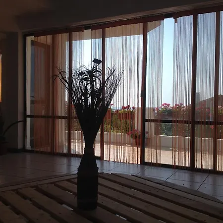 Evksinograd Villa *